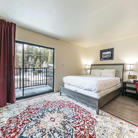 Charming Queen Studio Deluxe W/Balcony #233 At Donner Lake Village Тръки Екстериор снимка
