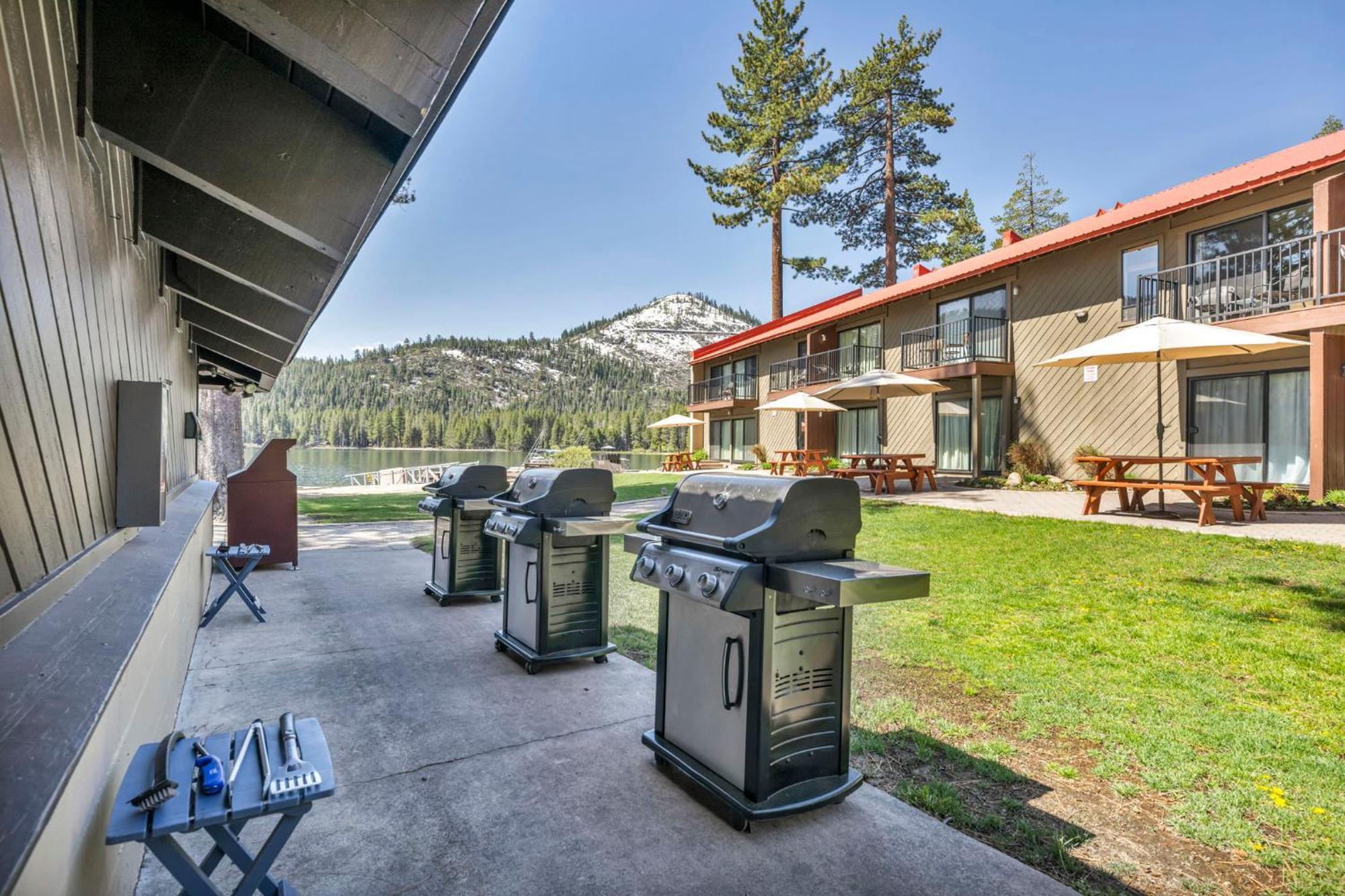 Charming Queen Studio Deluxe W/Balcony #233 At Donner Lake Village Тръки Екстериор снимка