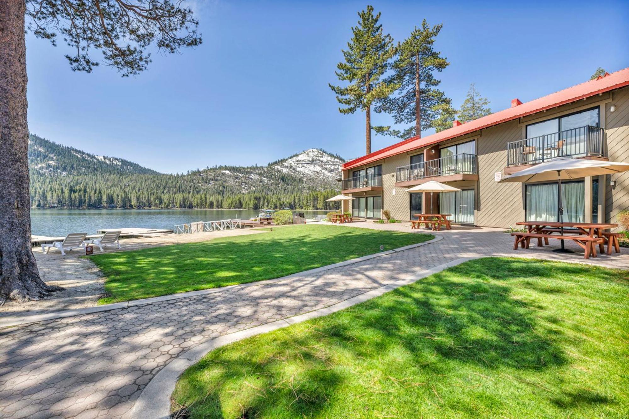 Charming Queen Studio Deluxe W/Balcony #233 At Donner Lake Village Тръки Екстериор снимка